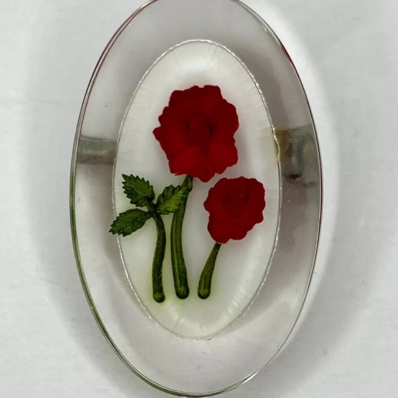 Vintage Red Rose Lucite Hand Carved Gemstone Flower Brooch - Picture 4 of 9